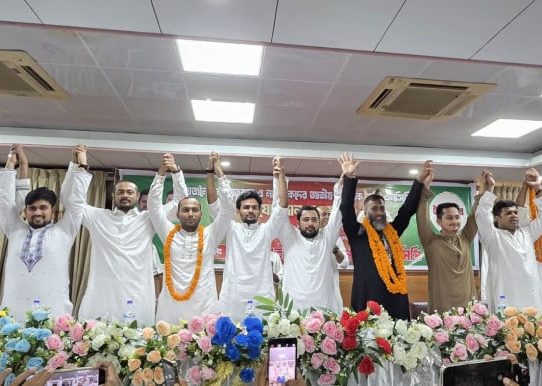 এনসিপিতে যোগ দিলেন ইসহাক-ফ্লোরা-রনি-কাফি