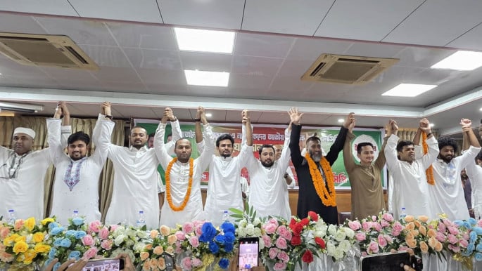 এনসিপিতে যোগ দিলেন ইসহাক-ফ্লোরা-রনি-কাফি