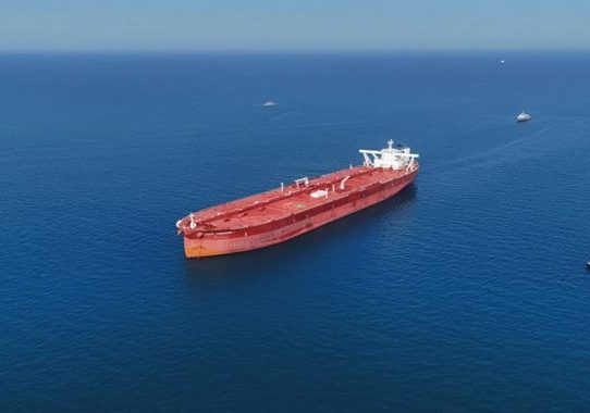 ফের হরমুজ প্রণালি বন্ধ করল ইরান