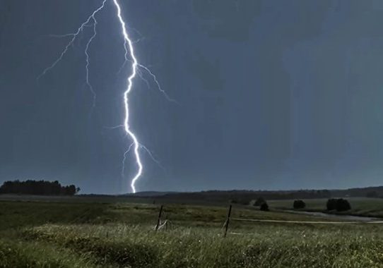 ছয় জেলায় বজ্রপাতে ১২ জন নিহত