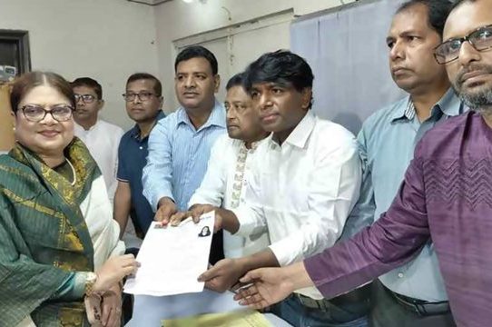 সংরক্ষিত নারী আসন: বিএনপির ফরম বিক্রি ১৩০০