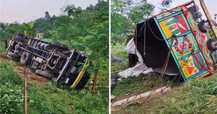টাঙ্গাইলে রডবোঝাই ট্রাক উল্টে নিহত ১৫