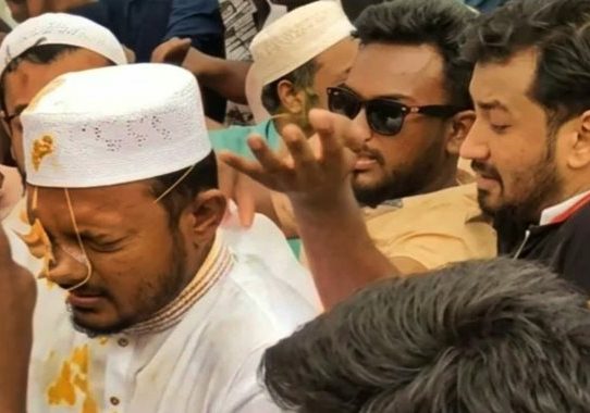 ঝিনাইদহে নাসীরুদ্দীন পাটওয়ারীর ওপর ডিম নিক্ষেপ
