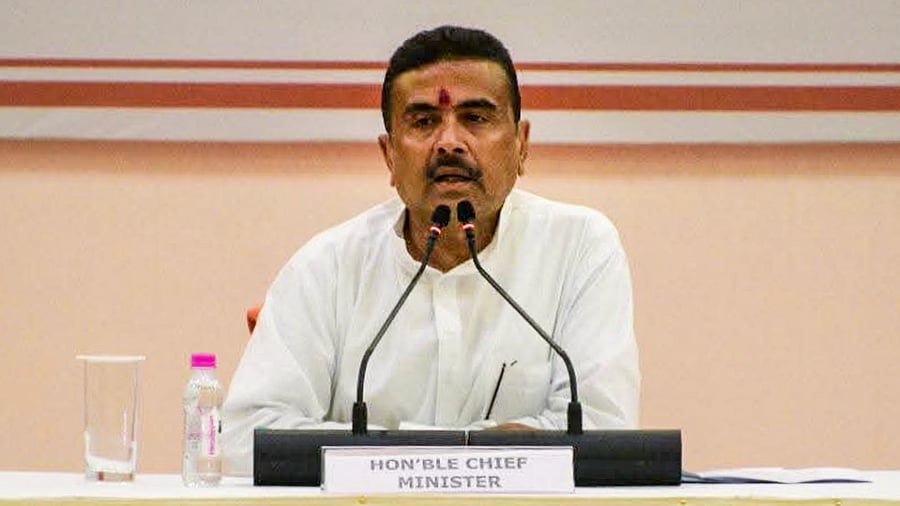 বাংলাদেশ সীমান্তে কাঁটাতার বসানোর ঘোষণা দিলেন শুভেন্দু