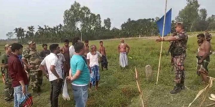 লালমনিরহাট সীমান্তে অনুপ্রবেশের চেষ্টা প্রতিহত করল বিজিবি