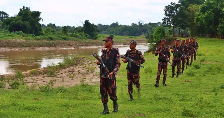 পুশ ইন ঠেকাতে সীমান্তে ৬০ হাজার বিজিবি সদস্য