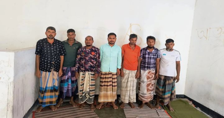 পুশইনে বিএসএফকে সহযোগিতা, ৭ বাংলাদেশি আটক