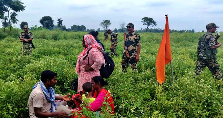 শূন্যরেখা থেকে ৩৩ জনকে ফিরিয়ে নিল বিএসএফ