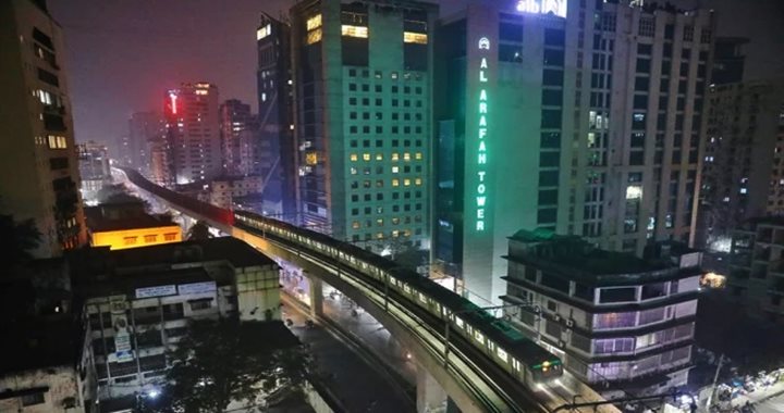 রাতে মেট্রোরেল চলাচলের সময় আরও বাড়ছে