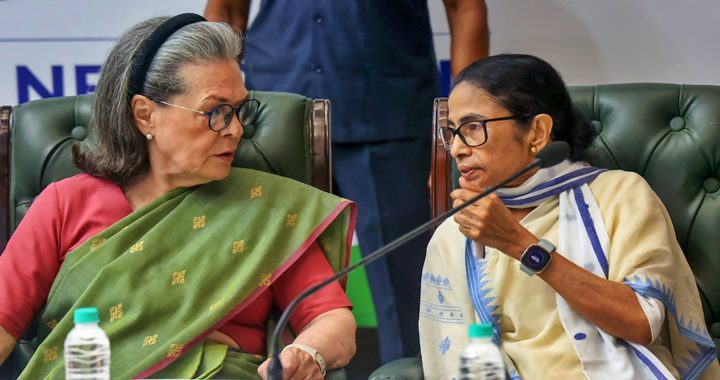কংগ্রেসে যোগ দিচ্ছেন মমতা বন্দ্যোপাধ্যায়