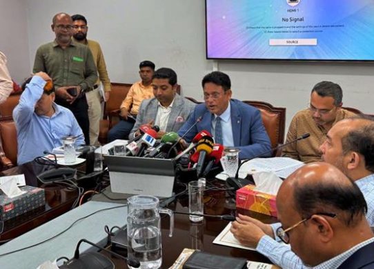 অভিন্ন প্রশ্নপত্রে হবে এইচএসসি পরীক্ষা