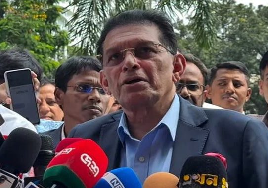 উপদেষ্টাকে দিল্লিতে প্রবেশে বাধা, ব্যবস্থা নিচ্ছে সরকার