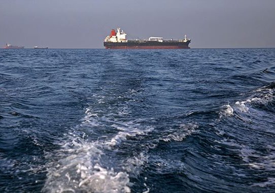 আবারও হরমুজ প্রণালি বন্ধ করল ইরান