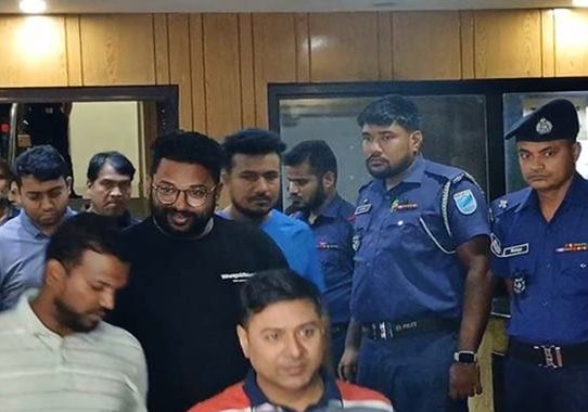 চাঁদাবাজির অভিযোগে এমপি মান্নানের ছেলে ডিবি হেফাজতে