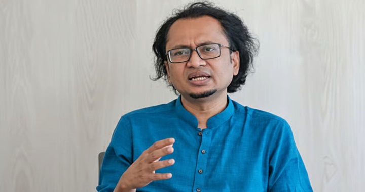 নয়াদিল্লি বিমানবন্দর থেকে ফেরত এলেন প্রধানমন্ত্রীর উপদেষ্টা