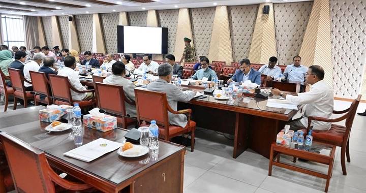 রাজধানীর ৪ বাস টার্মিনাল স্থানান্তরের নির্দেশ প্রধানমন্ত্রীর