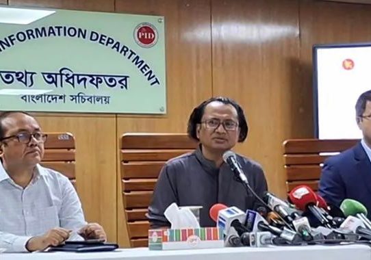 দিল্লি বিমানবন্দরে ‘হেনস্তা’: যা বললেন উপদেষ্টা জাহেদ