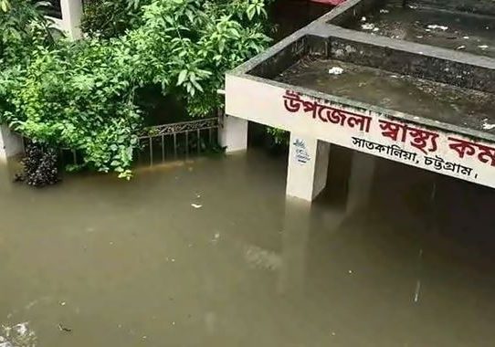 বন্যা ও পাহাড়ধসে কক্সবাজারে ২৬ জনের প্রাণহানি