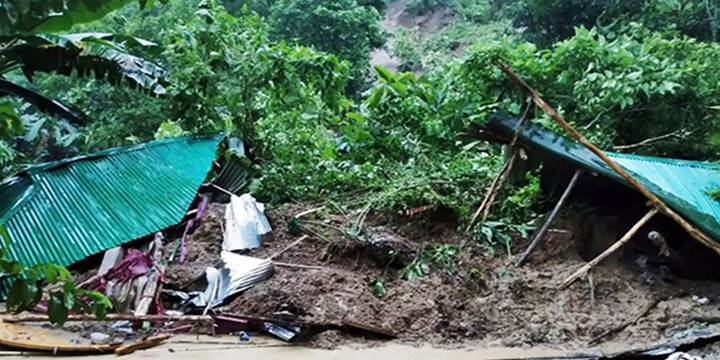 কক্সবাজার ও বান্দরবানে পাহাড়ধসে ৭ জনের মৃত্যু
