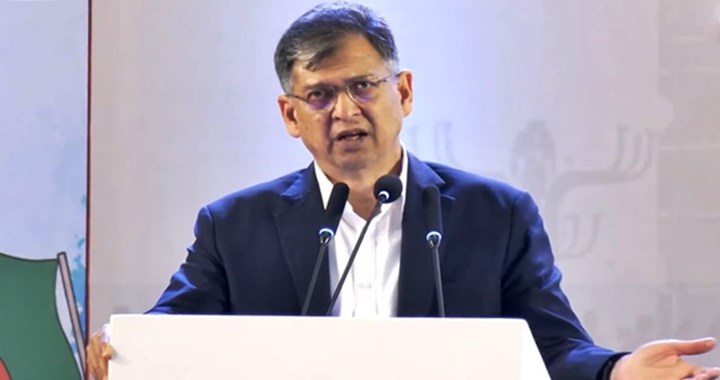 দিল্লিতে দাফন হওয়া আ. লীগ রাজনীতি করতে পারবে না