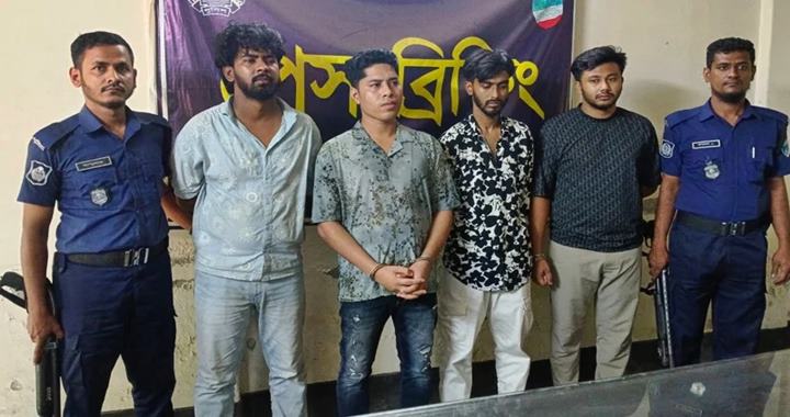 চট্টগ্রামের শীর্ষ সন্ত্রাসী ডেভিড ইমন গ্রেফতার