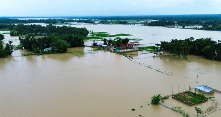 বন্যায় মৃত্যু বেড়ে ৫৮, ক্ষতিগ্রস্ত ১২ লাখ মানুষ