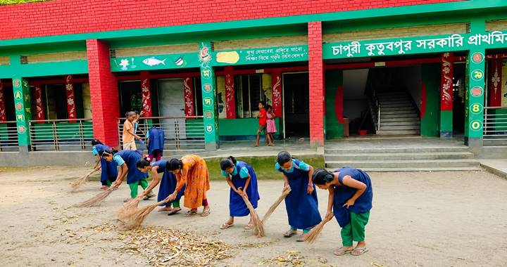 ডেঙ্গু প্রতিরোধে ঢাকার সব শিক্ষাপ্রতিষ্ঠানে ‘ক্লিন স্কুল টিম’