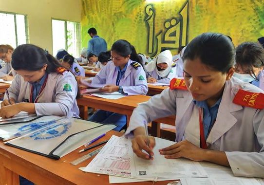 চট্টগ্রাম ছাড়া সব বোর্ডের এইচএসসি পরীক্ষা অনুষ্ঠিত হবে