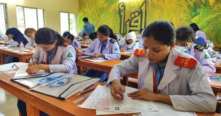 চট্টগ্রাম ছাড়া সব বোর্ডের এইচএসসি পরীক্ষা অনুষ্ঠিত হবে