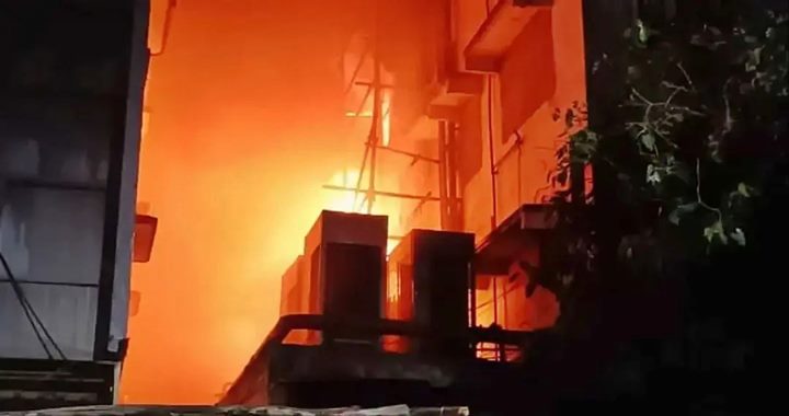 কলকাতায় হোটেলে অগ্নিকাণ্ডে বাংলাদেশিসহ ৯ মৃত্যু