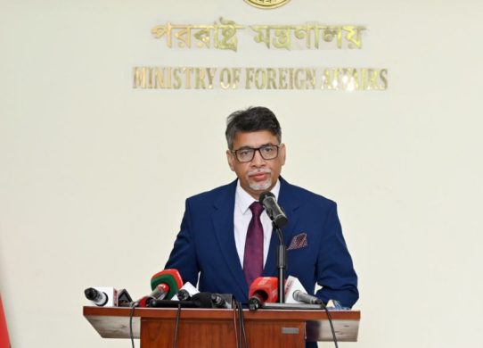 প্রধানমন্ত্রীর ভারত সফরের অনুকূল পরিবেশ নেই