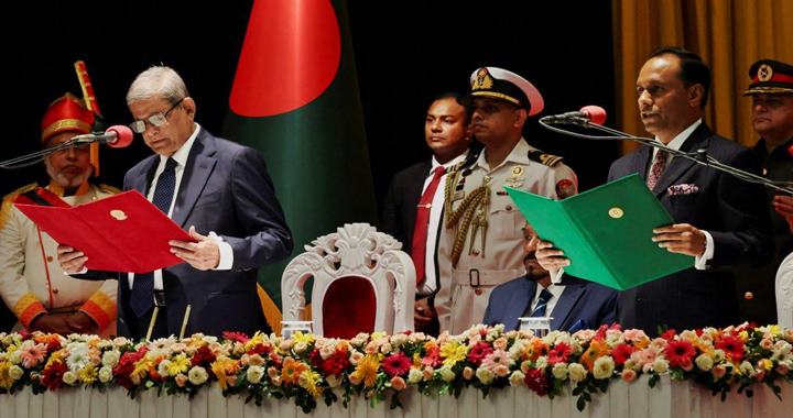 দেশের ২৩তম রাষ্ট্রপতি হিসেবে শপথ নিলেন মির্জা ফখরুল