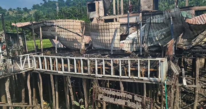 ইনানীতে রিসোর্টে আগুন: নিহতের সংখ্যা বেড়ে ১০
