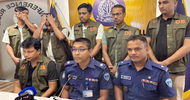 অটোরিকশাচালক সুমনই তাজমিনকে শ্বাসরোধে হত্যা করেন
