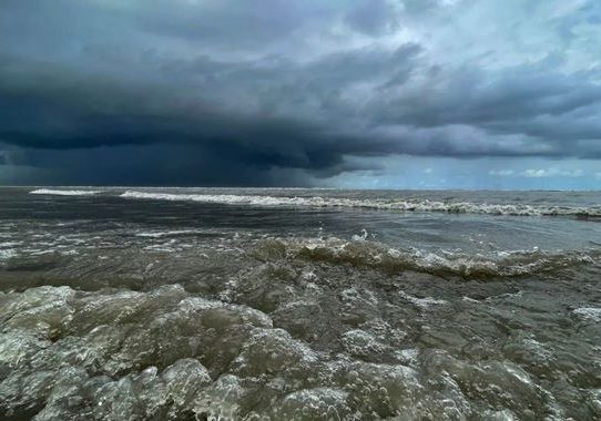 বঙ্গোপসাগরের লঘুচাপটি নিম্নচাপে পরিণত