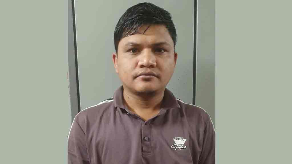 রাড্ডায় ভাঙচুর: সাইবার দলের সহসভাপতি গ্রেফতার